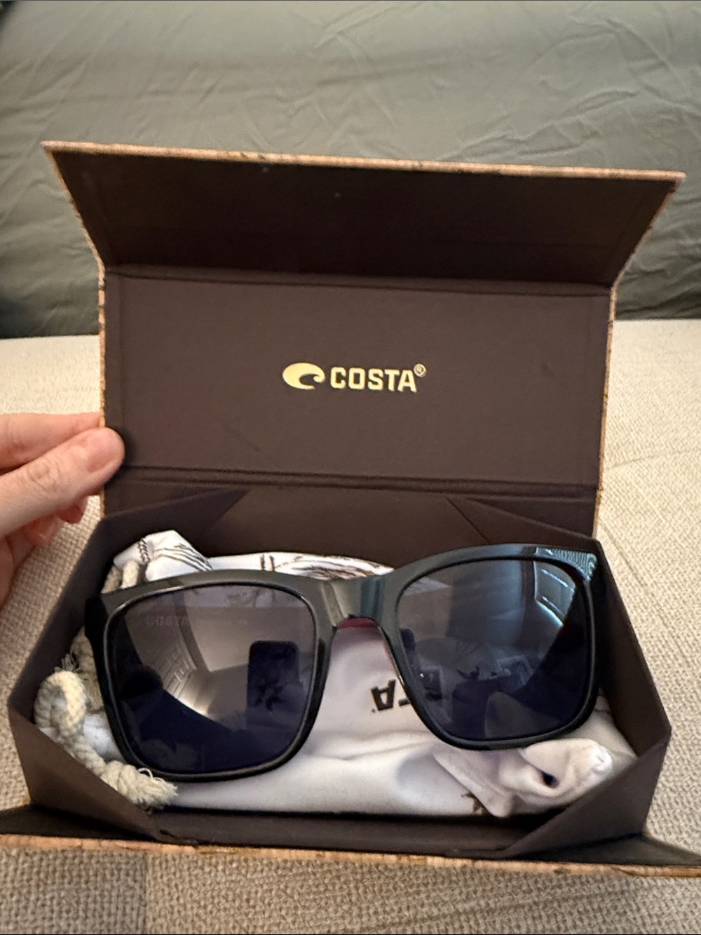 Costa Panga Black Sunglasses with 580p Polarized Lenses *LIKE NEW*